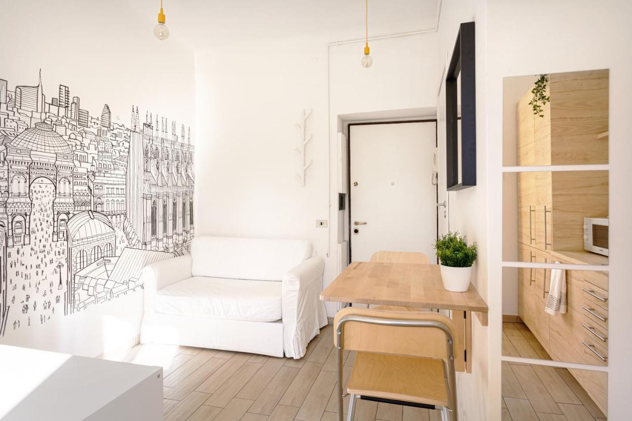 A Yellow Touch - Modern Studio In Isola Milano Exterior foto